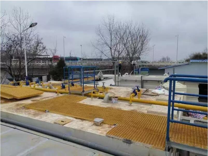 火神山醫(yī)院啟用后 醫(yī)療廢水是怎么處理的？讓我們現(xiàn)場看看它的污水處理站