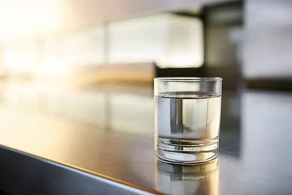 趙皖平代表建議：加快可靠飲用水源建設(shè)，確保農(nóng)村飲水安全
